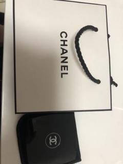シャネルのコンパクトミラー ショップバック付 ほぼ未使用