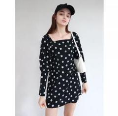 square neck flower onepiece