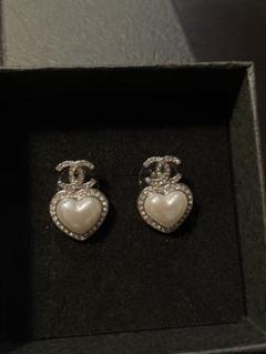 CHANEL ハートパール 片耳ピアス 程よい甘さをプラス♡】CHANEL ピアス ハート ココマーク