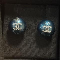 レア✨️CHANEL シャネル ラウンド ピアス LA ココ A19C