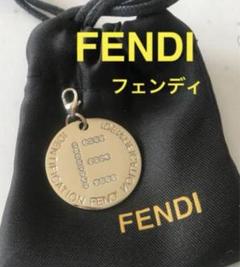 2025年最新】FENDIイニシャルチャームの人気アイテム - メルカリ
