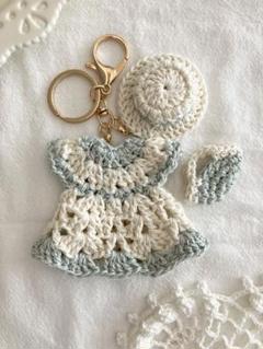 スニーカー＆イ・ミンホ公式グッズ ミノミ人形キーリング MINOMI 黒 イ・ミンホ 公式グッズ MINOMI ミノミ KEYRING 2点セット