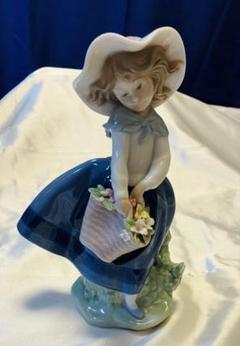 美品　LLADRO リヤドロ 気晴らし 5399 フィギュリン LLADRO (リヤドロ) フィギュリン Karina Gres ※花欠け有