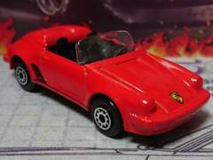 Maisto ポルシェ911 スピードスター(1989) 1/18 台座付き Maisto 1989 Porsche 911 Speedster Review (Scale 1/18) - YouTube