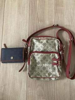 ラシットのショルダーバッグ　財布