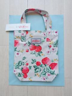 未開封●キャスキッドソン Cath Kidston ボストン バッグ いちご 柄 キャスキッドソン CathKidston ボストンバック イギリス テリア