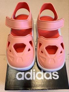 adidas キッズサンダル ピンク