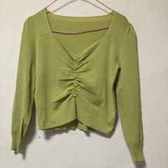 ライムグリーン ボタン付きニット 長袖　美品