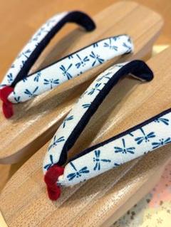 【伊と忠】真綿入　手縫草履　W5D-013 伊と忠】真綿入 手縫草履 W5D-013 - メルカリ