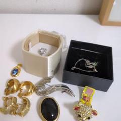 アクセサリーまとめ売り　約200点 アクセサリーまとめ売り格安お得 8点早いものがち - メルカリ