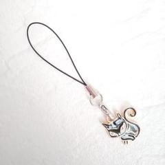 ハンドメイド】携帯ストラップ♪F27(ガラケー用猫のチャームキーホルダー黒猫)