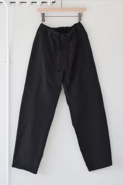 【目立った傷や汚れなし】COMOLI 24aw 製品染 ドローストリングパンツ COMOLI (コモリ) 製品染 ドローストリングパンツ
