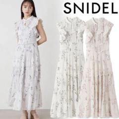 新品SNIDELスナイデルSustainableプリントプリーツワンピース