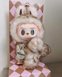 Zimomo 香甜なケーキLABUBU　ふわふわPOPMART　在庫1点のみ Zimomo 香甜なケーキLABUBU ふわふわ 海外限定POPMART - メルカリ