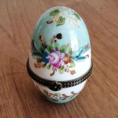 Porcelanas L.F. Portugal. egg box