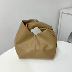 新品 ツイストハンドル ハンドバッグ ポーチ ベージュ