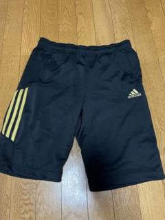 adidas　アディダス　 スリーストライプ ハーフパンツ 　メンズ　L