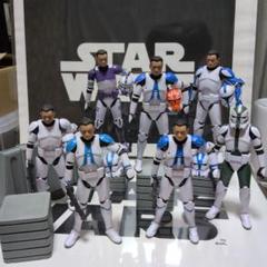 スターウォーズ　トルーパー6体＋コンテナ4台＋バリケード1基のセット スターウォーズ トルーパー6体＋コンテナ4台＋バリケード1基の