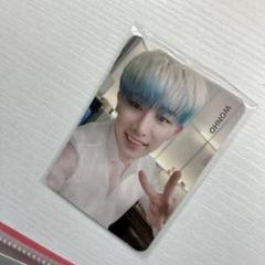 セール…ウォノ直筆サイン入り公式カレンダーと公式ポストカードセット…Wonho… 2025年最新】WONHOの人気アイテム - メルカリ