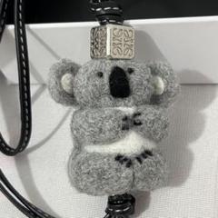 LOEWE コアラチャーム グレー 箱付き コアラ チャーム（フェルト&カーフ） グレー - LOEWE