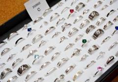 【vintage】ファッションリング　指輪　大量売り　まとめ売り　40点 Yahoo!オークション - 【00】 指輪 リング 大量セット まとめ