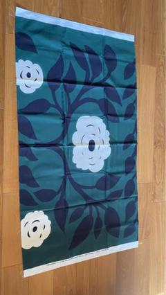 Marimekko 生地 naamio