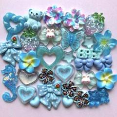 ハンドメイド♡ネイル♡デコパーツ♡水色♡タツノオトシゴ、ハート、リボン、くま67