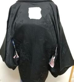 セミアンティーク 正絹 未使用 下り藤紋付 黒羽織 植物地紋有 セミアンティーク 正絹 未使用 下り藤紋付 黒羽織 植物地紋有