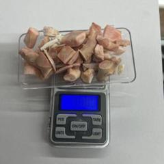 天然ピンク色珊瑚の切屑