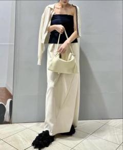 LA PEAU DE GEM×ITTI ショルダーバッグ　アイボリーラポドゥイッ
