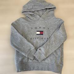 【美品】TOMMY HILFIGER パーカー 110