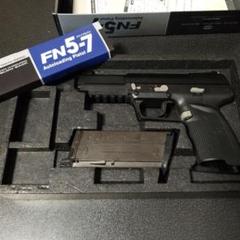 正式的 FN57 ガスガン メルカリ - 箱なし おまけ付き 東京マルイ トイガン
