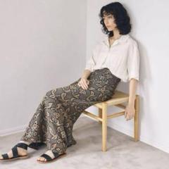 2025年最新】ジャガードリーフペンシルスカートの人気アイテム