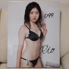 吉田莉桜 直筆サイン入り写真パネル 吉田莉桜 サイン入り写真パネル - メルカリ