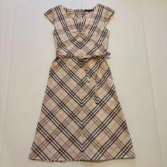 Burberry チェック柄 ノースリーブ ワンピース 36 Burberry バーバリー ノバチェック ワンピース サイズ 36