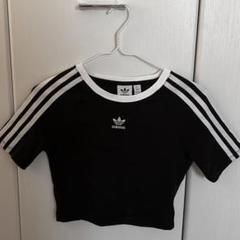 adidas Tシャツ　ウィメンズ　黒