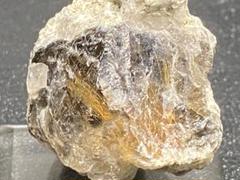 ザギマウンテンクォーツ　ザギ水晶　ザキ鉱山　461gラビカイト入り ザギ水晶 ザギマウンテンクォーツ 原石 – アースリバーストア