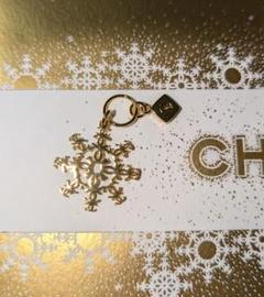 CHANELクリスマス ホリデー チャーム2024幅4㎝長さ199㎝程未使用新品 2024】CHANEL クリスマスコフレとシャネルチャームアレンジ
