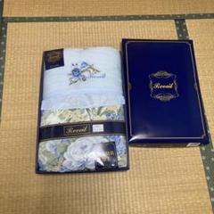 抗菌防臭　肌掛け布団　水色系　花柄　ポリエステル