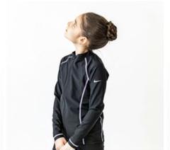 NIKEラッシュガード&水着セット⭐︎ナイキ140〜150ブラック×パープル