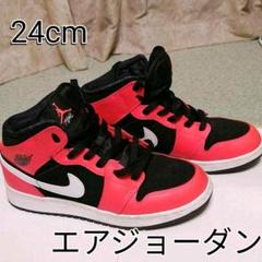 NIKE AIRJORDAN1 MID ナイキエアジョーダン1ミッド