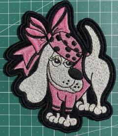 参考　犬のエンブクロス　刺繍ピンクのリボン