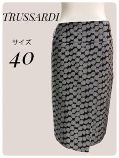 即日発送 TRUSSARDI スカート ドットひざ丈 総柄