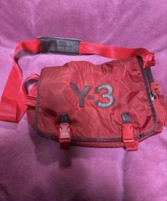 【希少カラー！】Y-3 メッセンジャーバッグ　多ポケット！　赤　レッド　y2k 2025年最新】Y-3 メッセンジャーバッグの人気アイテム - メルカリ