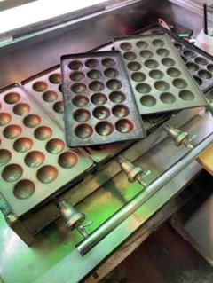 業務用たこ焼き銅板　18穴6枚セット　閉店の為出品します 業務用たこ焼き銅板 18穴6枚セット 閉店の為出品します - メルカリ