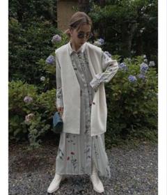 【新品未使用/値札付き】UND NEVAEH VEST SET DRESS/S 2025年最新】und nevaeh vest set dressの人気アイテム - メルカリ