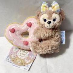 ダッフィー＆フレンズ フィルド ウィズ ジョイ ぬいぐるみバッジ シェリーメイ
