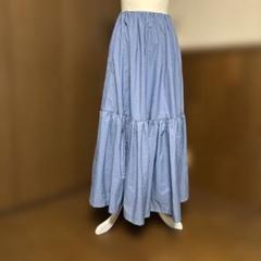 新品未使用タグ付き　emmi atelier 膨れジャガードフレアースカート emmi（エミ）の「【emmi atelier】撥水ハイウエストフレア