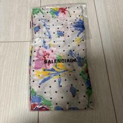 お値下げ品！】BALENCIAGA 花柄スカーフ 50 x 50 cm - メルカリ