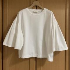 トゥモローランド　ボールジィ　タックフレアスリーブ　カットソー　美品　値下げ不可のサムネイル